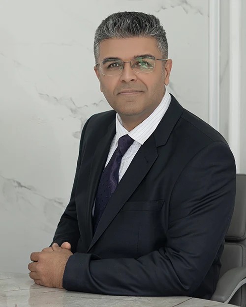 dr-pourdavood-01